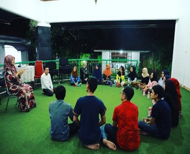 Tria Noviantika, Mahasiswa Fakultas Hukum Ikuti Program Aspri Wakil Gubernur Provinsi Lampung 2019